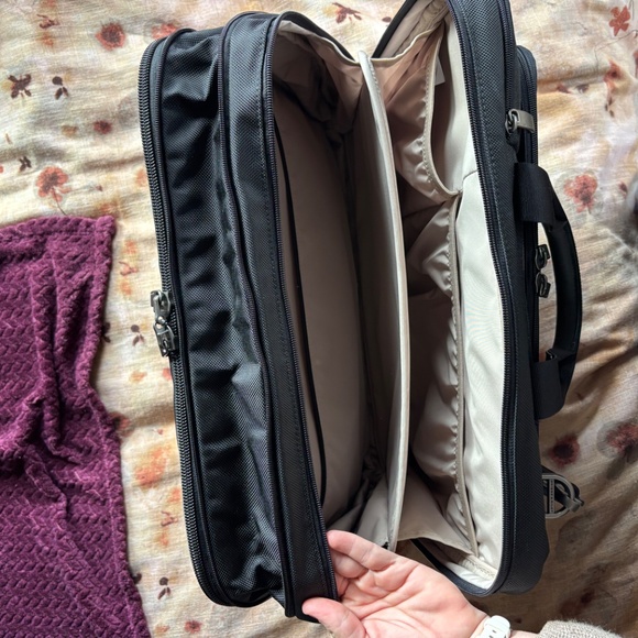 Briggs and Riley laptop bag - Picture 5 of 7